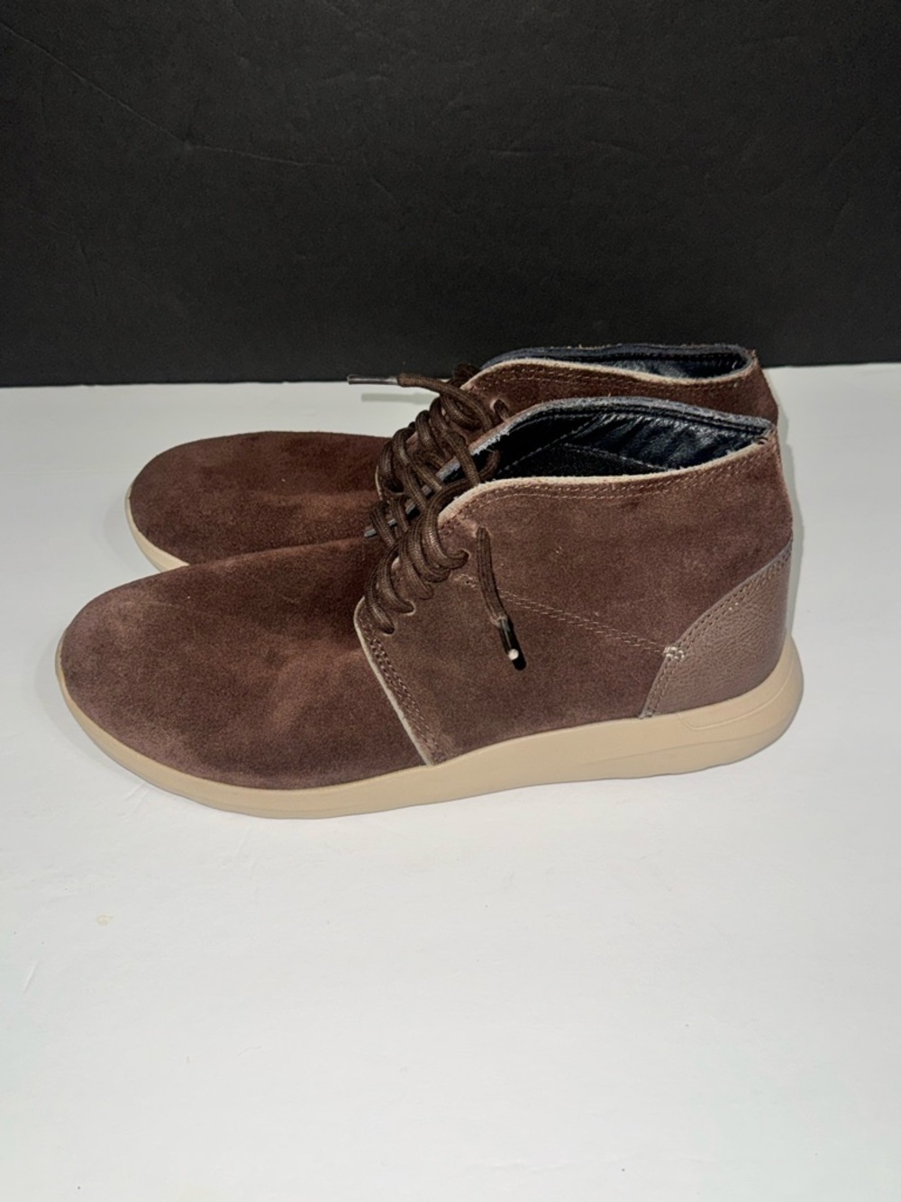CROCS I Men’s I Chukka Boot I Brown Lace-Up Triple Comfort Shoe